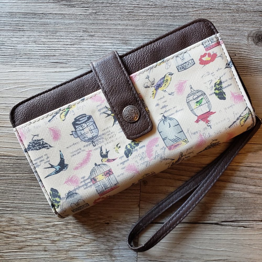 Pretty Birds Clutch Wallet